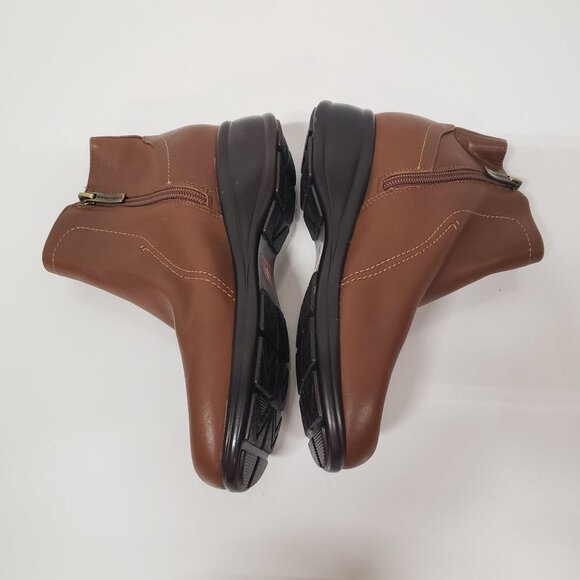 Easy Spirit Women's Casual Ankle Booties in Brown - Size 6.5 - Picture 3 of 7